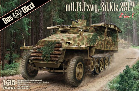 Picture of 1/35 Sd.Kfz.251/7 Ausf.D Pioneer Vehicle 2‑in‑1 – DAS WERK DW35030