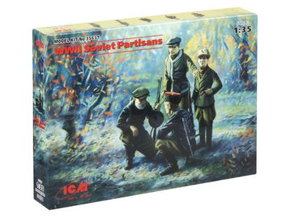 Picture of WWII Soviet Partisans (4 figures)